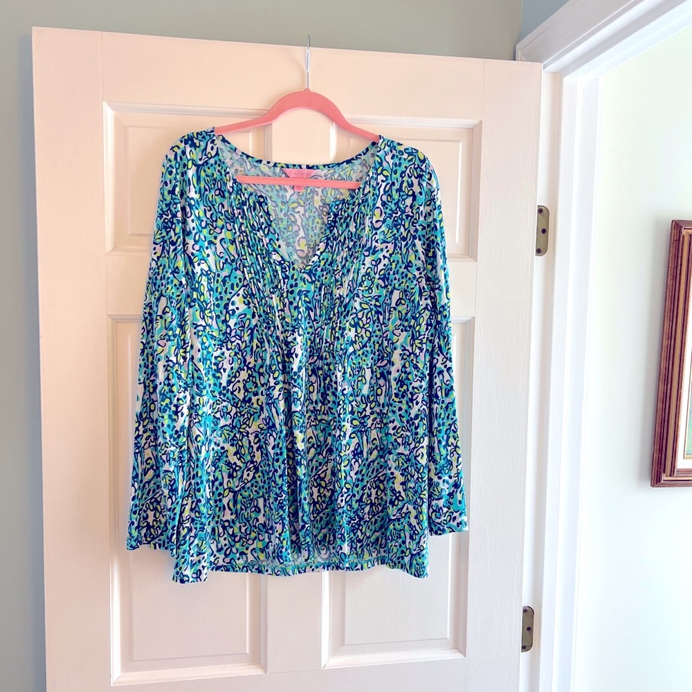 Lilly Pulitzer Tunic in Size L soft material - Picture 4 of 7